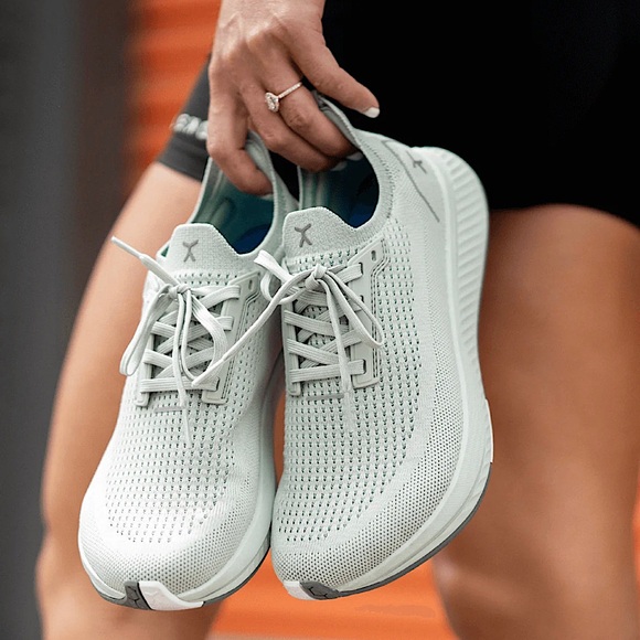 Flux Footwear Adapt Runner - Picture 3 of 3